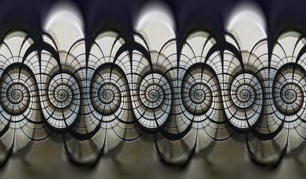 Vittorio Emanuele Hypnosis